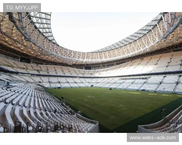 卡塔尔卢塞尔赛道高温难耐,倍耐力最软配方轮胎面临极限考验 卡塔尔卢塞尔赛道高温难耐,倍耐力最软配方轮胎面临极限考验