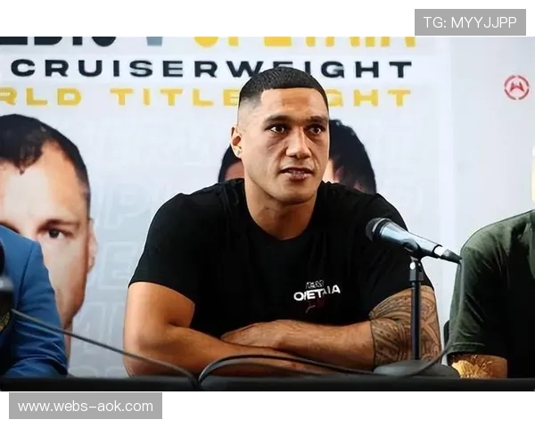 奥佩塔亚虚晃后左手重拳KO辛卡拉，后者现场医疗观察后恢复意识